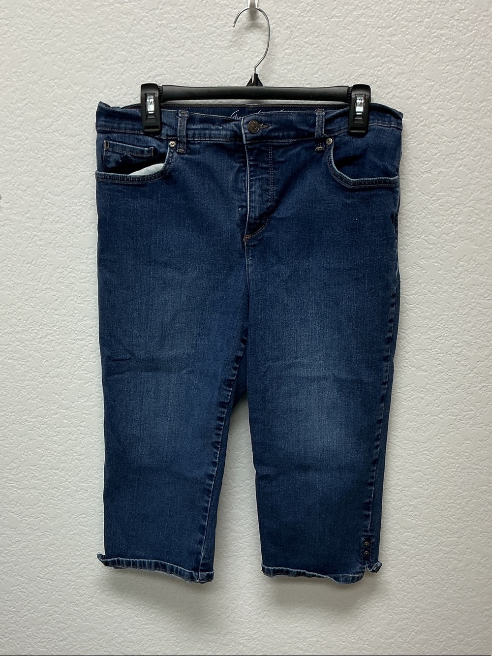 Gloria Vanderbilt Dark Blue Relaxed Jeans
